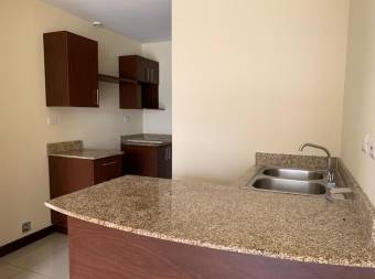 Se Vende Apartamento  en Condominio San Marino Ulloa, Heredia