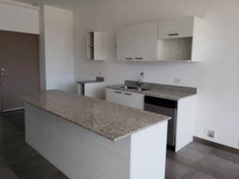 Se Vende Apartamento en Condominio Vertical Torre W San José, Pavas 