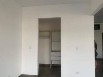 Se Vende Apartamento en Condominio Vertical Torre W San José, Pavas 