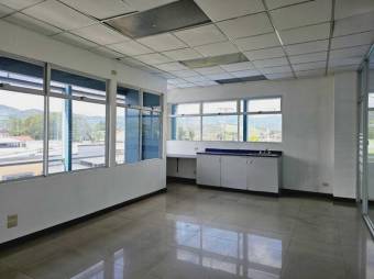 Se alquila amplio espacio de oficina de 410m2 en Curridabat de San José 24-1891