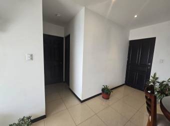 VENTA DE CASA CON AMPLIO PATIO EN CONDOMINIO MÁLAGA SANTA BÁRBARA