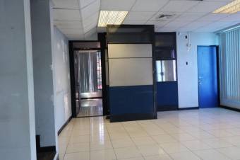 Venta de Local Comercial en San José. RAH 23-2669, $ 580,000, 2, San José, San José