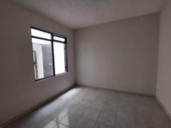 Venta de Edificio en Uruca, San José. RAH 24-1430 INVERSIÓN