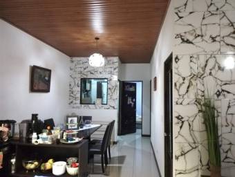 Venta de Casa  APTO en Alajuelita, San José. RAH 24-1723 INVERSIÓN