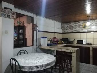 Venta de Casa  APTO en Alajuelita, San José. RAH 24-1723 INVERSIÓN