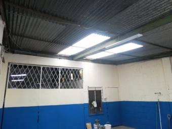 Se vende local comercial con uso de suelo mixto en Catedral de San José 23-994, ₡ 80,000,000, 2, San José, San José