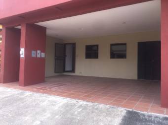 Se Vende Casa en Condominio Haciendas de la Ribera, Heredia