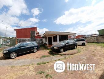 Lote Comercial en Guadalupe  2140