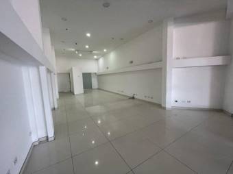 Se vende amplio local comercial de 67m2 en San Rafael Abajo de Desamparados 24-213, $ 200,000, 1, San José, Desamparados