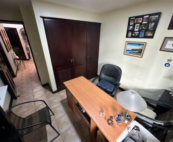 Apartamento a la venta en Desamparados de Alajuela.