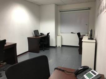 Se vende local comercial con espacio de oficina en Merced de San José 23-1421, $ 236,448, 1, San José, San José