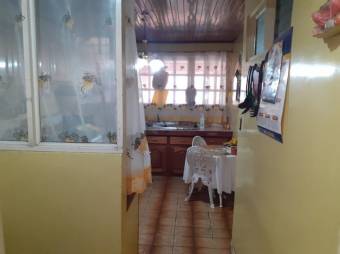 Se vende local comercial en La trinidad de Alajuela 24-55, ₡ 130,000,000, 4, Alajuela, Alajuela