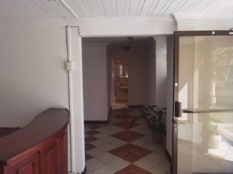 Se vende amplia propiedad con espacio de oficinas en Los Yoses de San José 23-1125, $ 290,000, 4, San José, San José