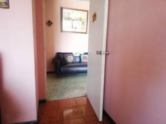 Se vende amplio local de 2 niveles con 6 consultorios en San José Centro 23-356, $ 350,000, 10, San José, San José