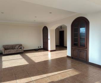 Apartamento a la venta en Jaboncillos Escazú.