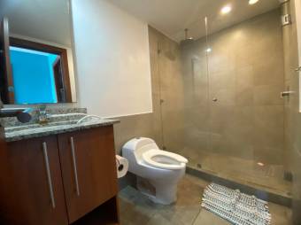 Venta de Apartamento en Catedral, San José. RAH 25-18