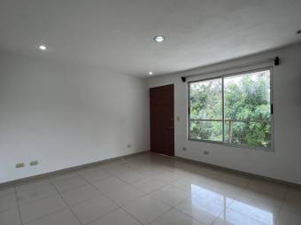 Se vende local con 4 apartamentos para inversión en San Rafael de Heredia 23-968, ₡ 195,000,000, 5, Heredia, San Rafael