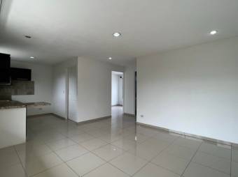 Se vende local con 4 apartamentos para inversión en San Rafael de Heredia 23-968, ₡ 195,000,000, 5, Heredia, San Rafael