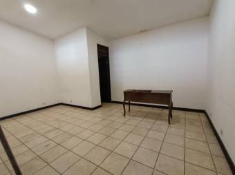 Se vende amplio local con 11 oficinas en Alajuela Centro 23-3210, $ 385,000, 11, Alajuela, Alajuela