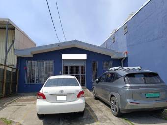 Se vende amplio local con 11 oficinas en Alajuela Centro 23-3210, $ 385,000, 11, Alajuela, Alajuela