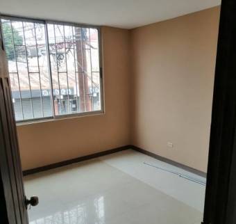 Se vende propiedad con locales y apartamentos para inversión en Heredia Centro 23-1501, ₡ 180,000,000, 10, Heredia, Heredia