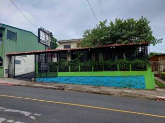 Se vende amplio local comercial en Mercedes de Heredia 24-1776, ₡ 210,000,000, 8, Heredia, Heredia