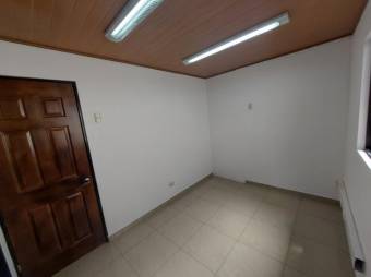 Se vende amplio local comercial en Mercedes de Heredia 24-1776, ₡ 210,000,000, 8, Heredia, Heredia