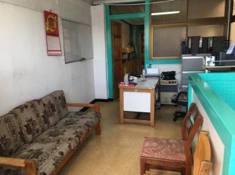 Se vende amplia bodega de 331m2 en San Francisco 2 Ríos de San José 23-1475