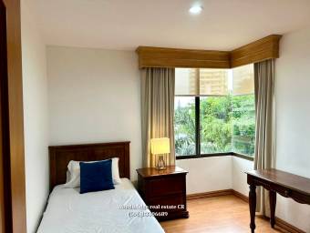 Escazu alquiler apartamento amueblado $1.800 /3 dormitorios