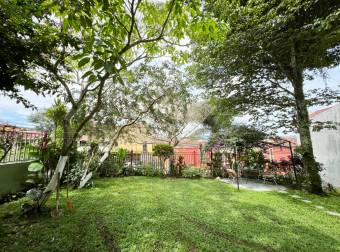 Casa a la venta en Guayabos de Curridabat, San Jose. 