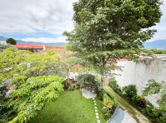 Casa a la venta en Guayabos de Curridabat, San Jose. 