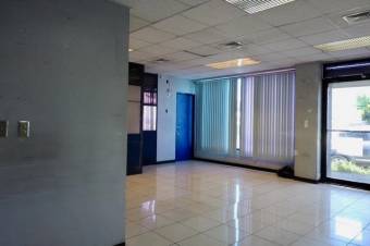 Se vende local comercial con 320m2 en Pavas de San José 23-2669, $ 580,000, 2, San José, San José