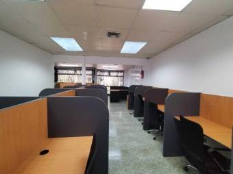 Se vende amplio local de 2 plantas con espacios para oficina en Rohrmoser 24-1609, $ 600,000, 12, San José, San José