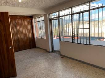 Se vende amplio local de 4 niveles en Hospital de San Jose 23-2335, ₡ 350,000,000, 12, San José, San José