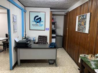 Se vende amplio local de 4 niveles en Hospital de San Jose 23-2335, ₡ 350,000,000, 12, San José, San José