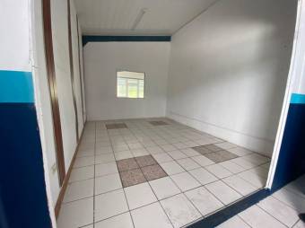 Se vende amplio local comercial de 1,000m2 en Santa Ana de San José 23-2272, $ 680,000, 3, San José, Santa Ana