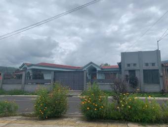 MLS-25-34 VENTA CASA EL SILENCIO TURRIALBA 