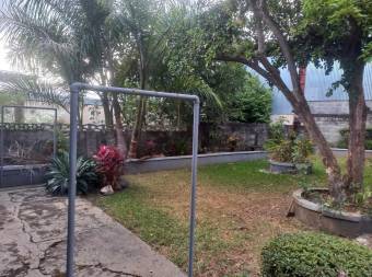 Venta de Lote  2 Fincas en Merced, San José. RAH 24-1113