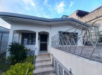 Venta de Lote  2 Fincas en Merced, San José. RAH 24-1113