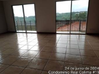 Se Vende Casa en Condominio Real Colina San José, Tibás, San Juan