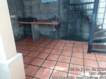 Se Vende Casa en Condominio Real Colina San José, Tibás, San Juan