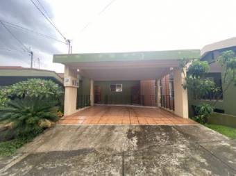 Se Vende Casa en Condominio Real Colina San José, Tibás, San Juan