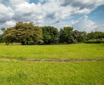 Lote a la venta en Ciudad Hacienda los Reyes.