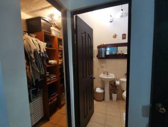 Venta de Casa en Barva, Heredia. RAH 23-1607