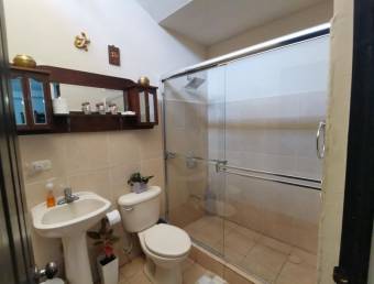 Venta de Casa en Barva, Heredia. RAH 23-1607