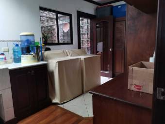 Venta de Casa en Escazú, San José. RAH 23-516