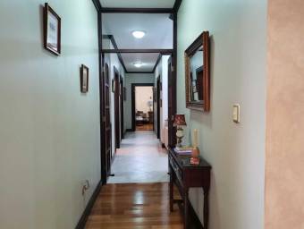 Venta de Casa en Escazú, San José. RAH 23-516