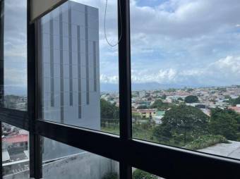 Se vende moderno y espacioso apartamento con terraza en Curridabat de San José 25-57