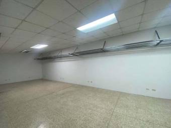 Se vende amplio local comercial en Escazú Centro 23-3362, $ 798,000, 5, San José, Escazú