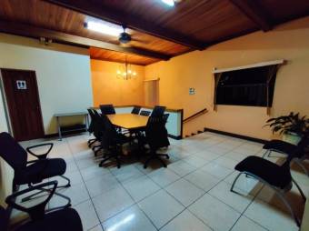 Se vende amplio edificio de comercio en Escazu de San Jose 22-2154, $ 950,000, 5, San José, Escazú